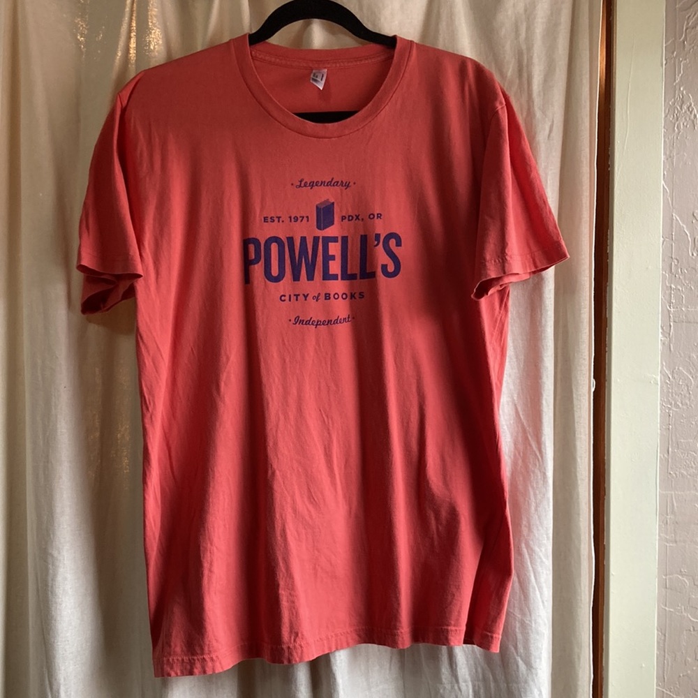 Powell’s bookstore vintage red T-shirt